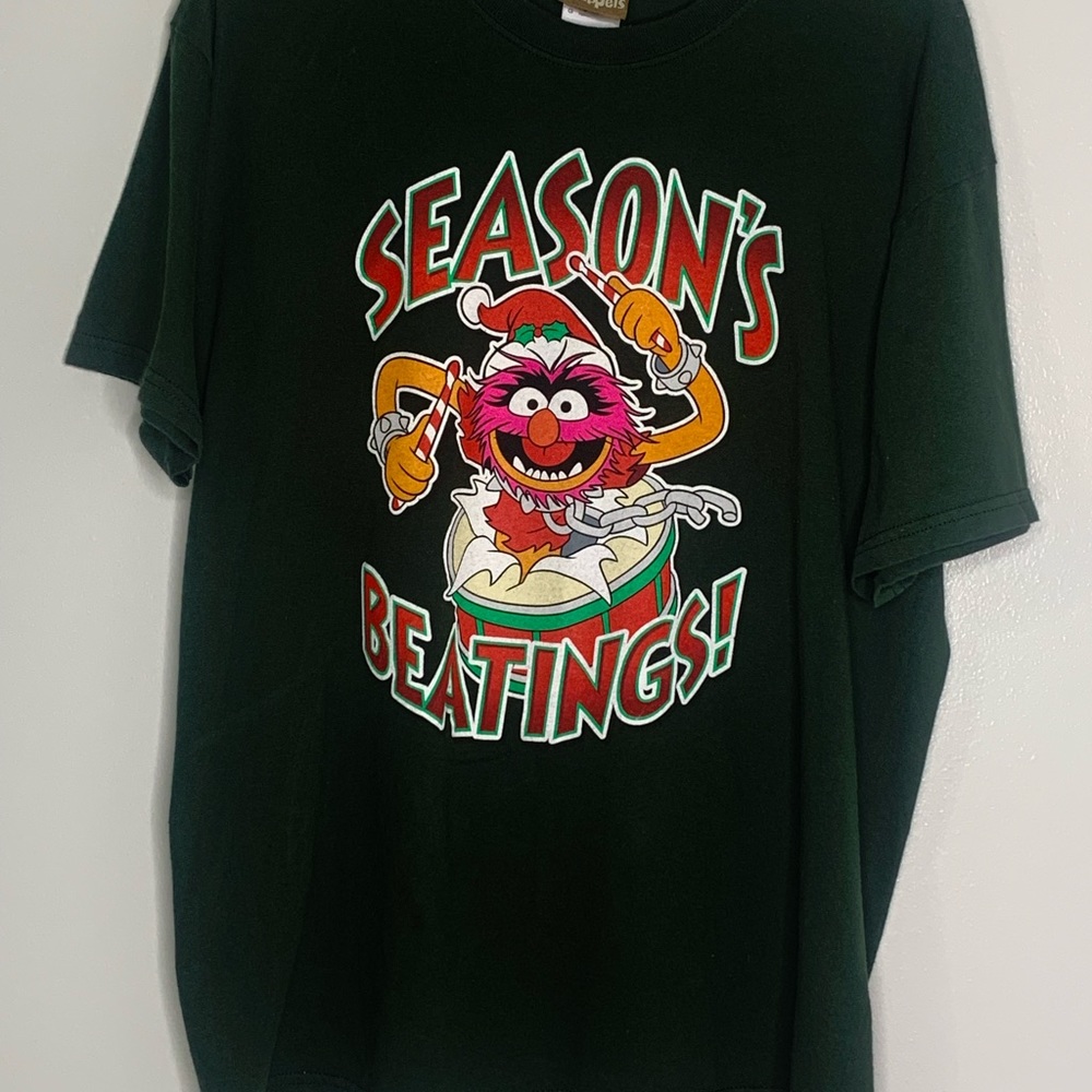 Muppets Season’s Beatings T Shirt Drum Player Green 100% Cotton sz Large